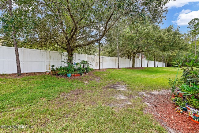 Foto del edificio - 6791 Roundleaf Dr
