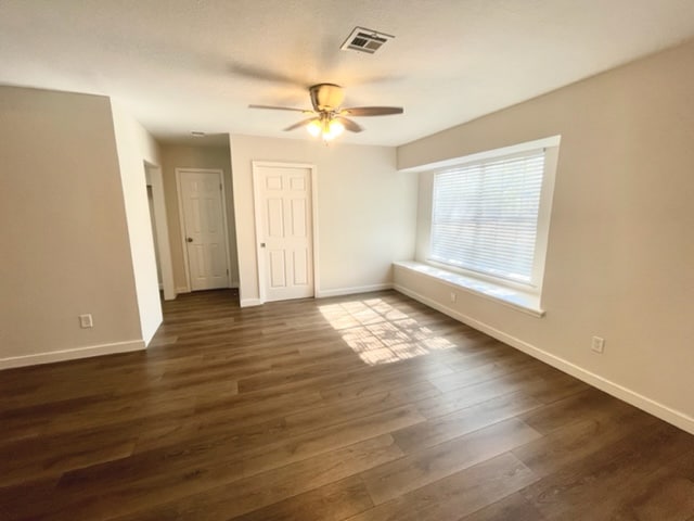 Foto del edificio - 501 Karnes Dr