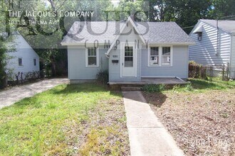 Building Photo - 1033 S Thelma Ave
