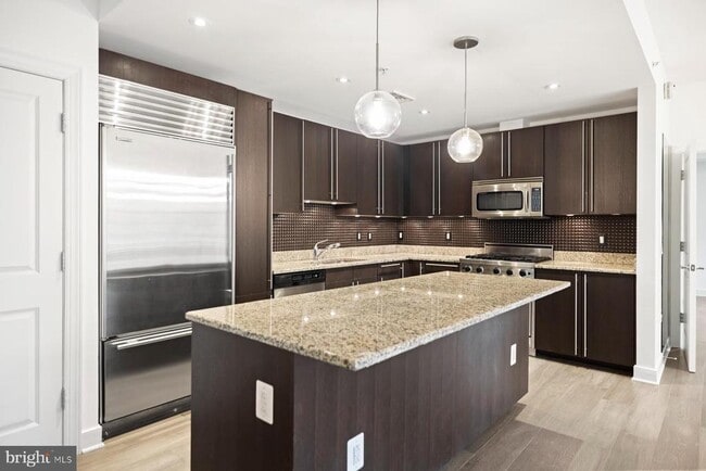 Foto del edificio - 2425 L St NW