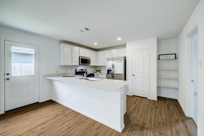 Building Photo - 19439 Villa Mesa Dr