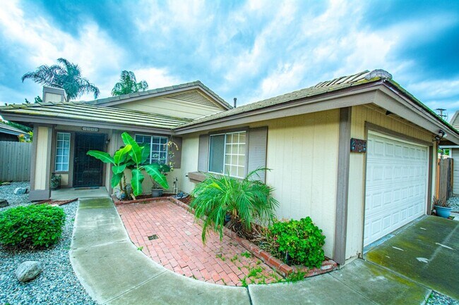 Foto del edificio - 9929 Palo Alto St