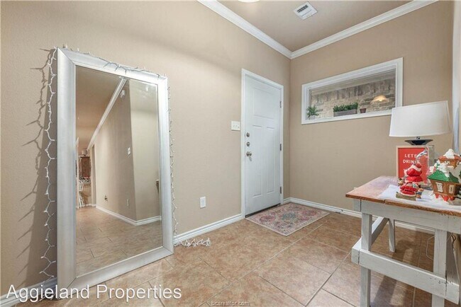 Building Photo - 4 br, 4 bath House - 3617 Haverford