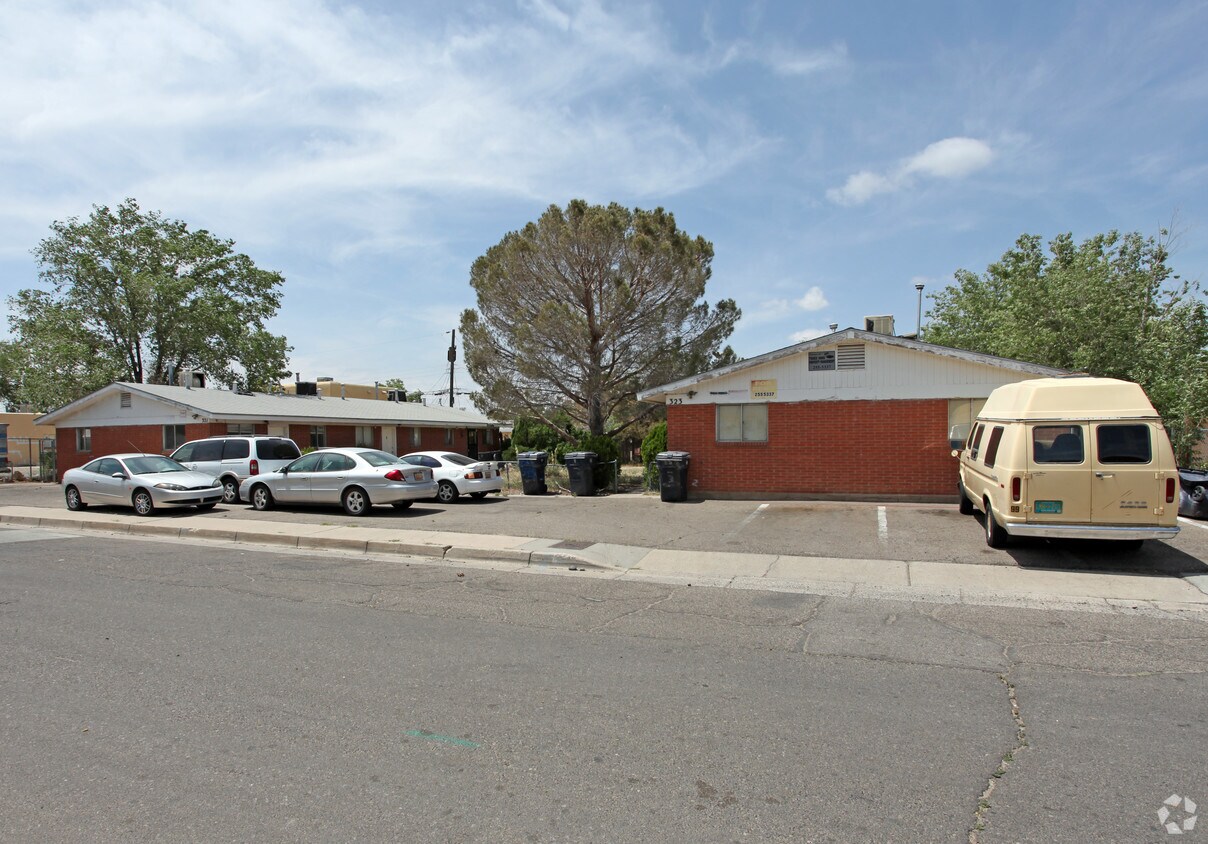 Foto del edificio - 321-323 Dallas St NE