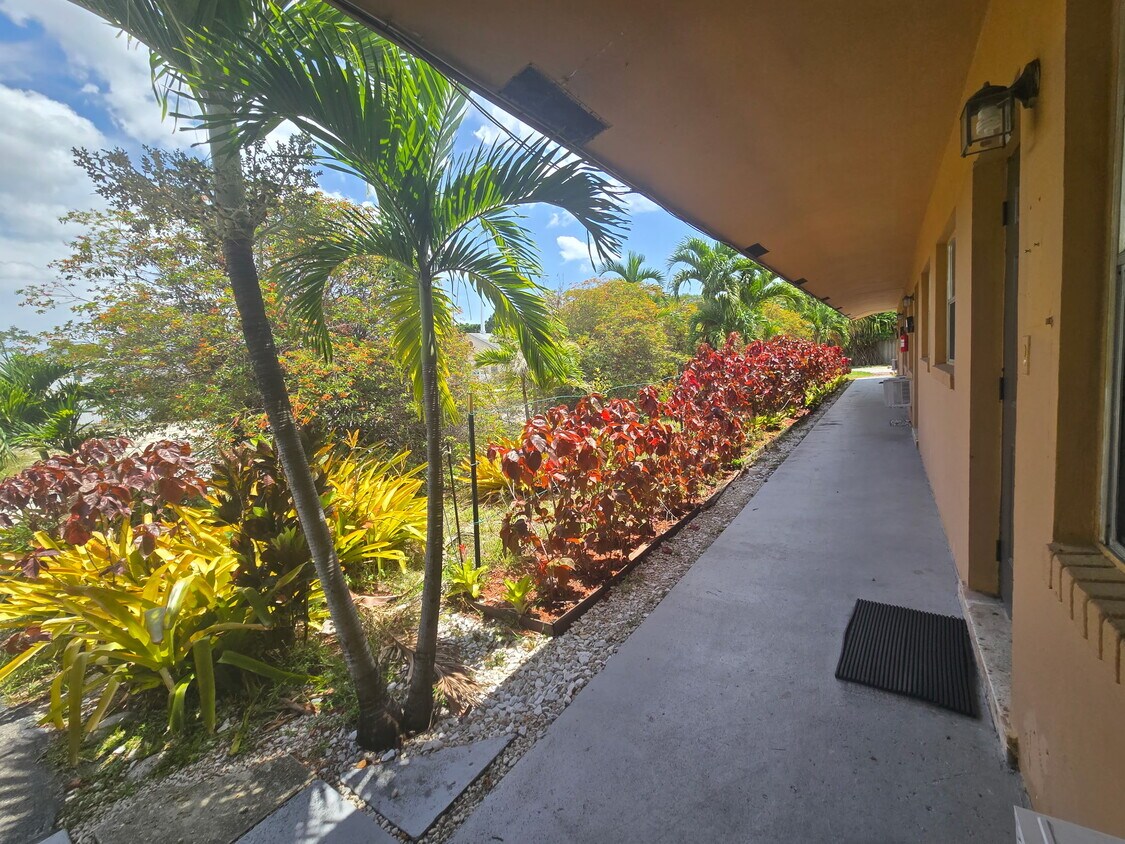 Foto del edificio - 426 NE 14th St