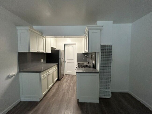 Foto del edificio - Comfortable, cozy 1-bdr right at downtown Shattuck Ave, Call to Make an Appointment