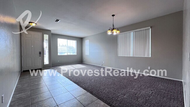 Building Photo - 4 Bed, 2.5 Bath Hesperia Home w/Loft!!