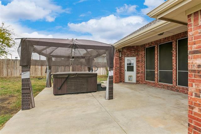 Foto del edificio - 10145 Red Bluff Ln