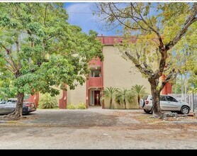 Building Photo - 4265 NW S Tamiami Canal Dr