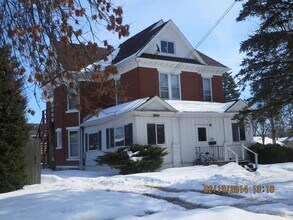 Building Photo - 415 Hammond Ave