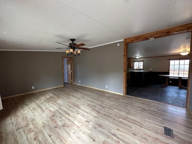 Building Photo - 3 Bedroom 2 Bathroom Double-Wide for Rent ...