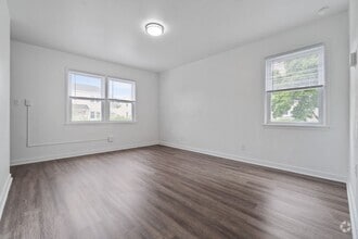 Building Photo - 62 Midland Heights Cir