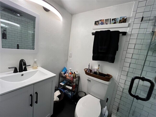 Foto del edificio - 4902 W Gandy Blvd