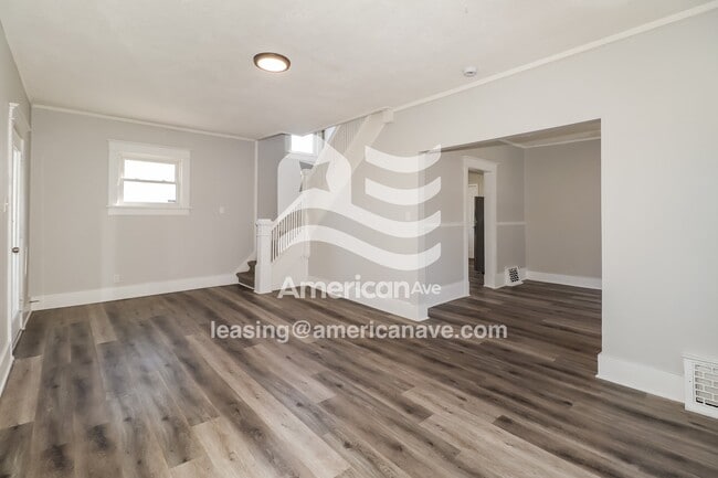 Foto del edificio - 619 W Cleveland Ave