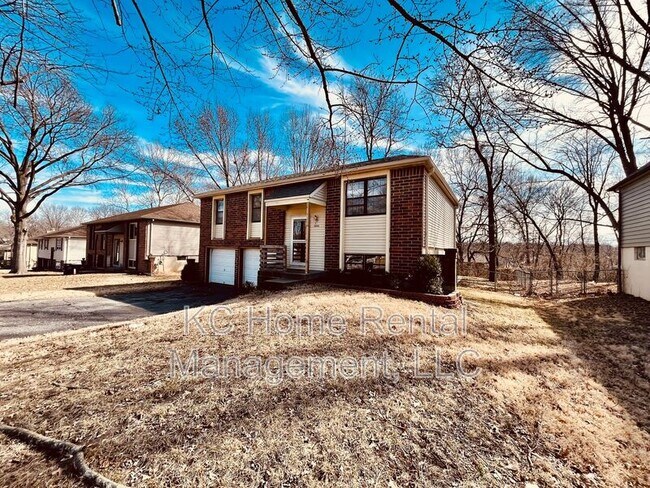 Foto del edificio - 2600 NW Castle Dr