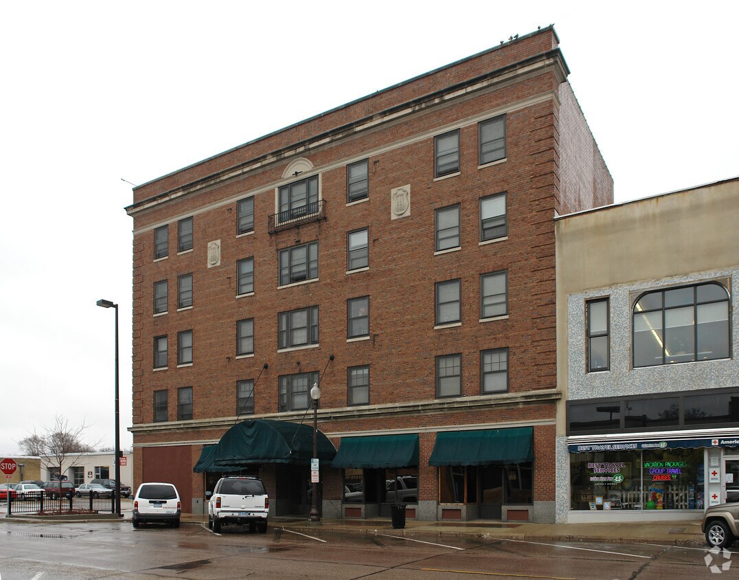 Foto del edificio - Hotel Faribault Apartments