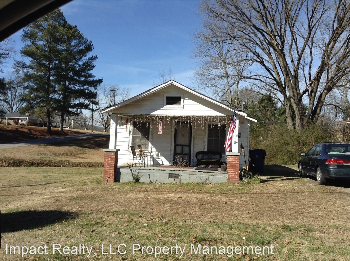 Primary Photo - 2 br, 1 bath House - 1107 3rd st s.w.