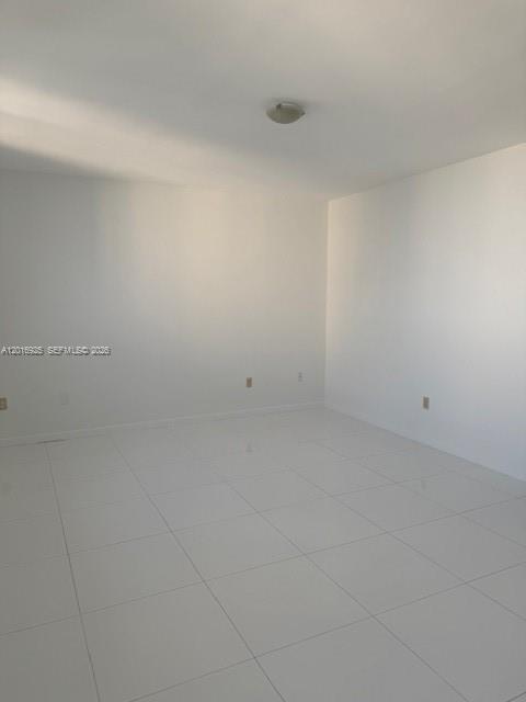 Foto del edificio - 6422 Collins Ave