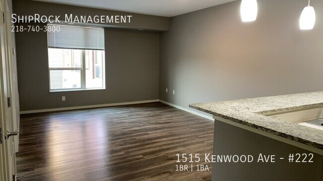 Building Photo - 1515 Kenwood Ave