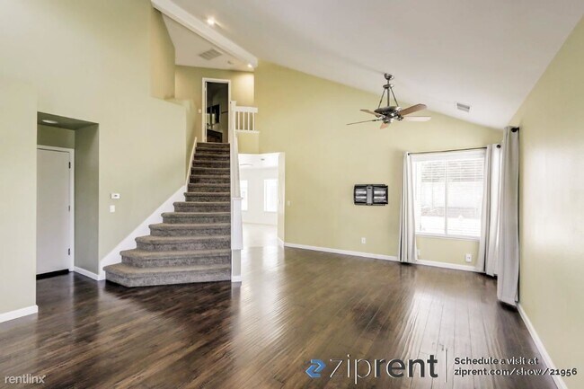 Foto del edificio - 4 br, 2.5 bath House - 9404 Lazy Creek Dr,...