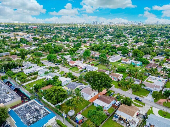 Foto del edificio - 2531 Sherman St