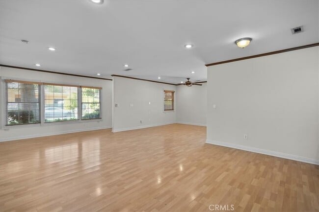 Building Photo - 5204 Etiwanda Ave