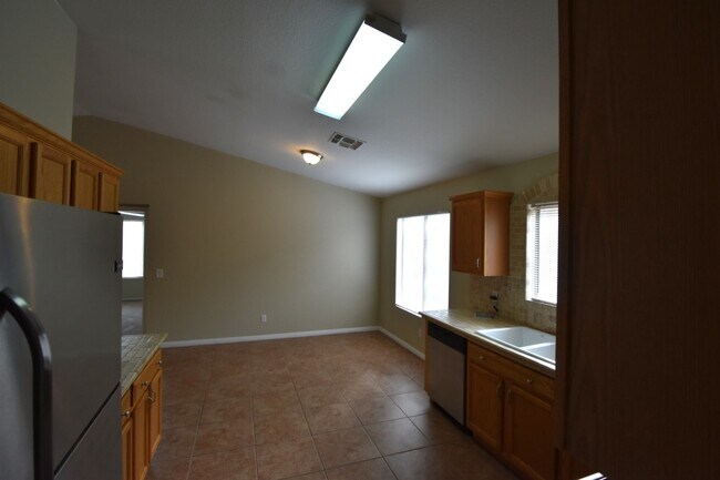 Building Photo - 11409 W Amber Trl