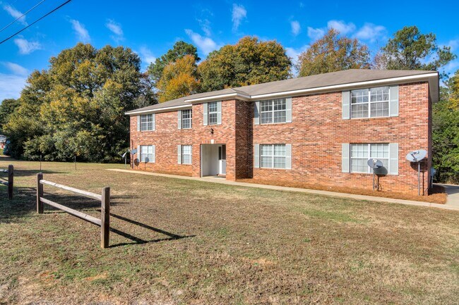 Building Photo - 1117 Fairlane Drive, Unit 3