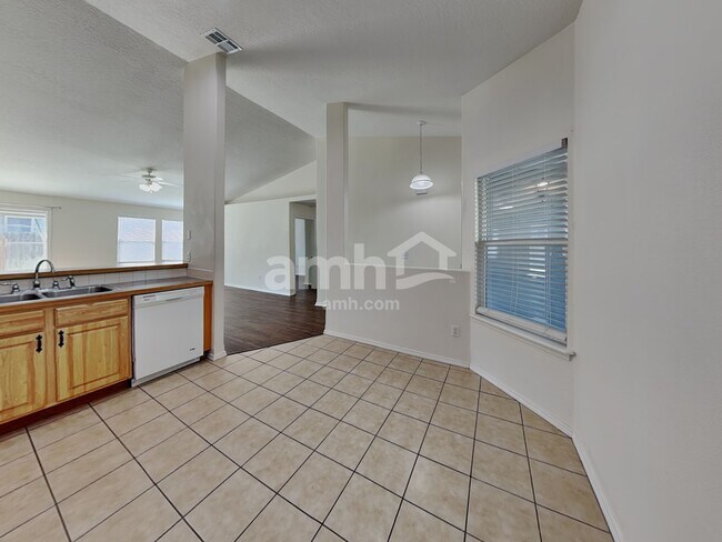 Foto del edificio - 3008 Woodbridge St