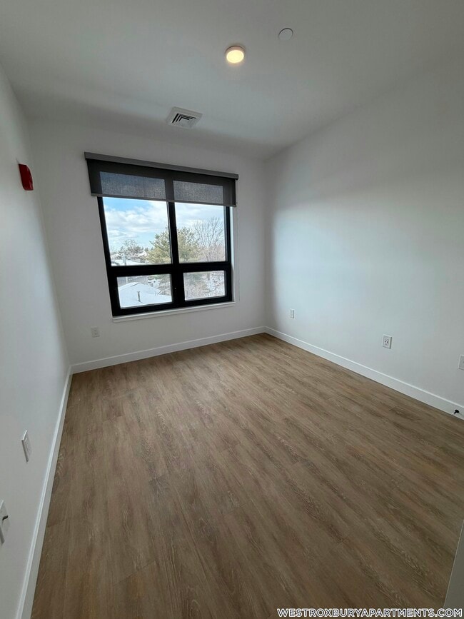 Building Photo - 199 Gardner St