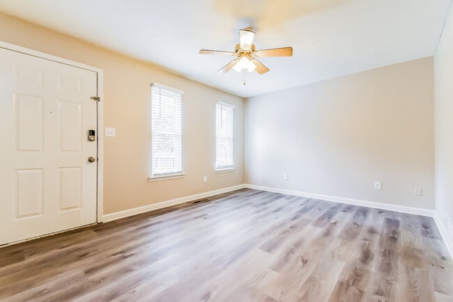 Building Photo - 2852 Melanie Ln