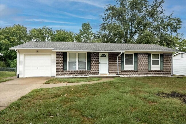 Building Photo - 4 Countryside Dr