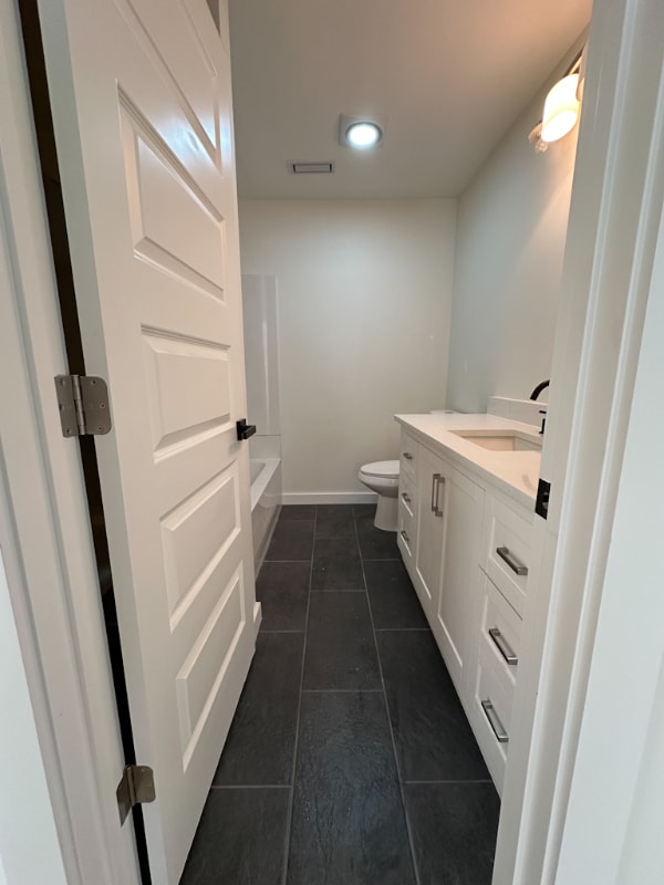 Building Photo - 113 Eastland Ave