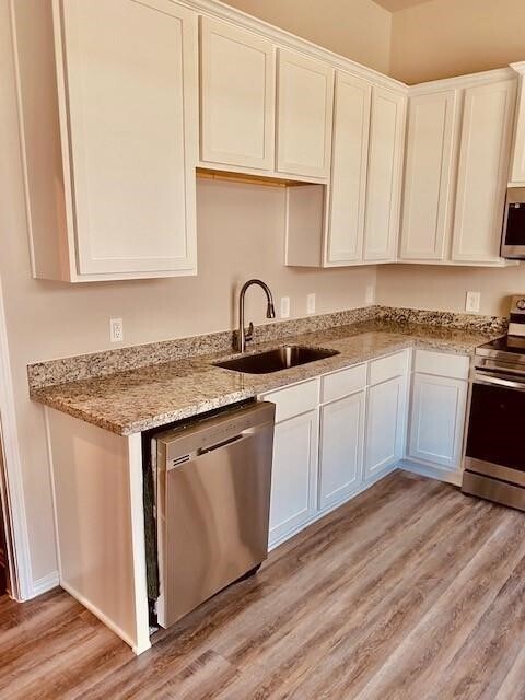 Foto del edificio - 11720 White Cedar St