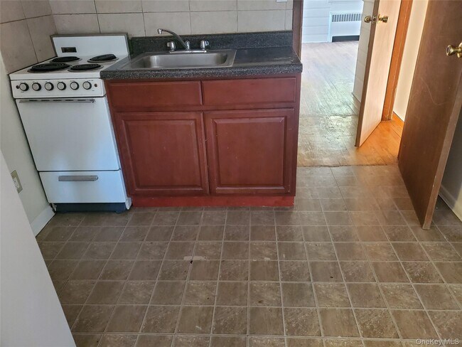 Foto del edificio - 8 Midwood Pl