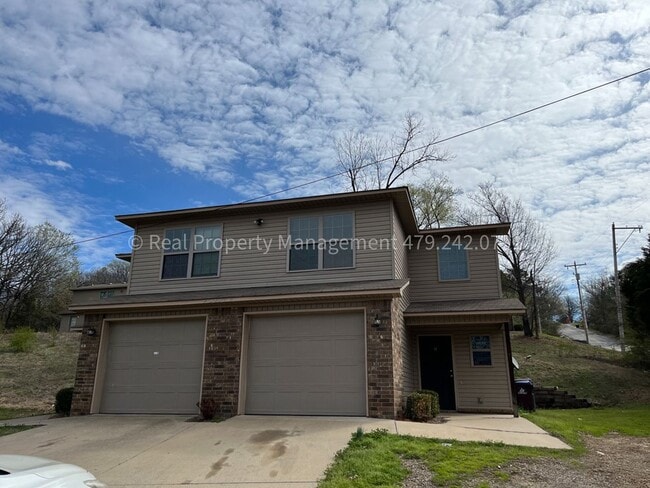 Foto del edificio - 3839 Old Jenny Lind Rd