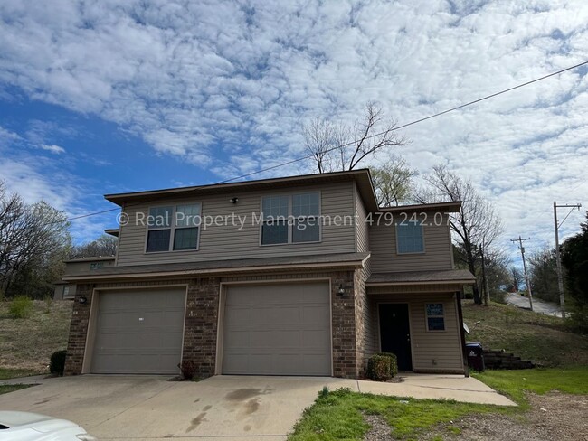 Building Photo - 3839 Old Jenny Lind Rd
