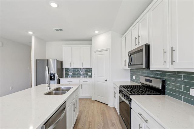 Foto del edificio - 2100 Rannoch St