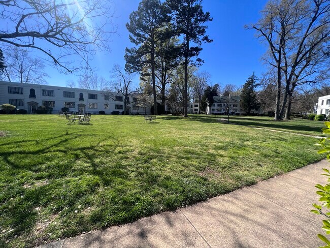 Courtyard - 1700 N Elm St