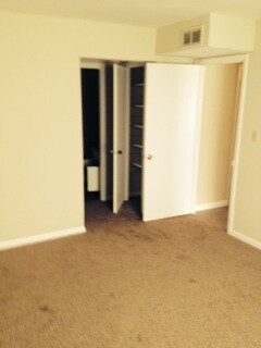 Foto del edificio - Charming 2 Bedroom, 2 Bath Condo available in South Charlotte!