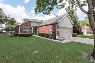 Building Photo - 7225 Rembrandt Dr