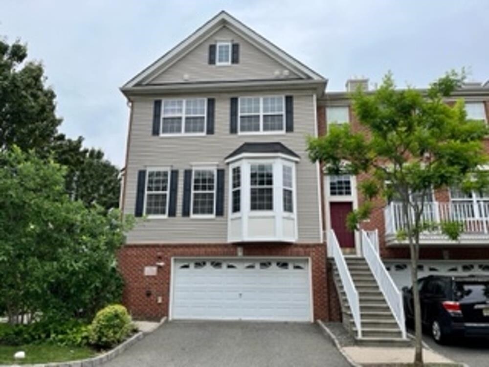 Foto principal - 2 Swan Ct