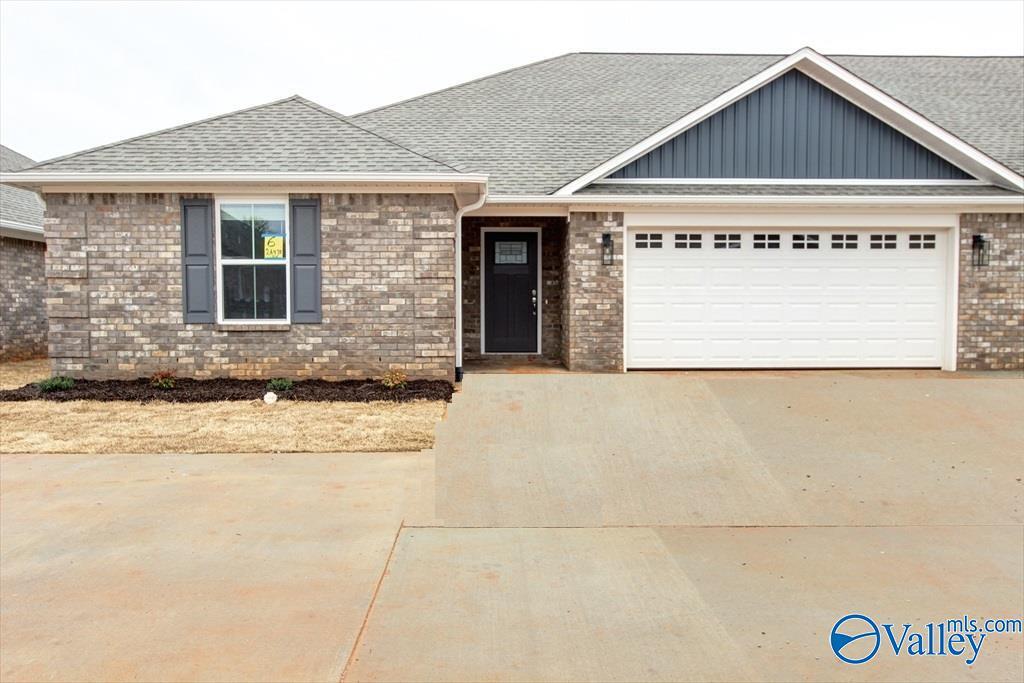 26480 Naomi Wy, Athens, AL 35613 Townhome Rentals in Athens AL