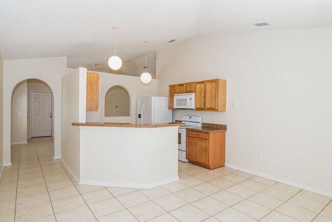 Foto del edificio - 8376 Oak Crossing Dr W