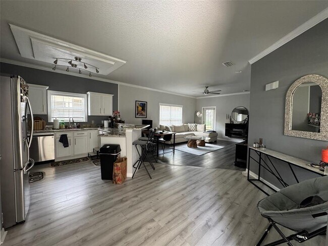 Foto del edificio - 1376 NW 120th Way