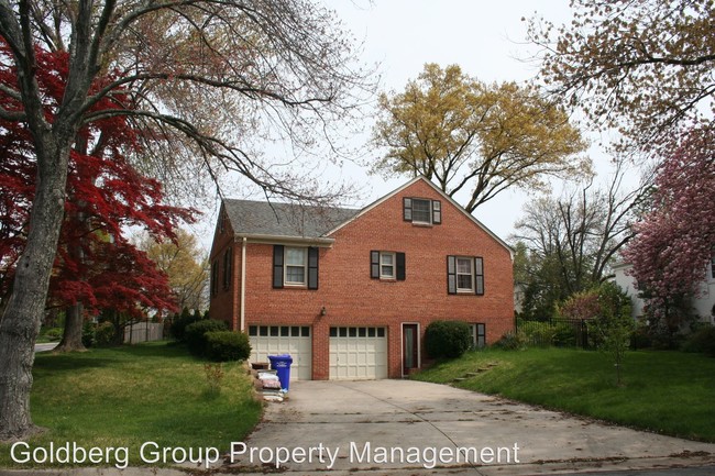 Foto del edificio - 5701 Springfield Dr