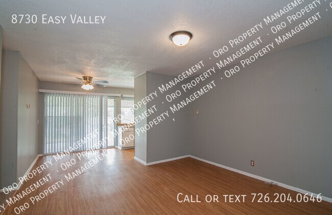 Foto del edificio - 8730 Easy Valley St