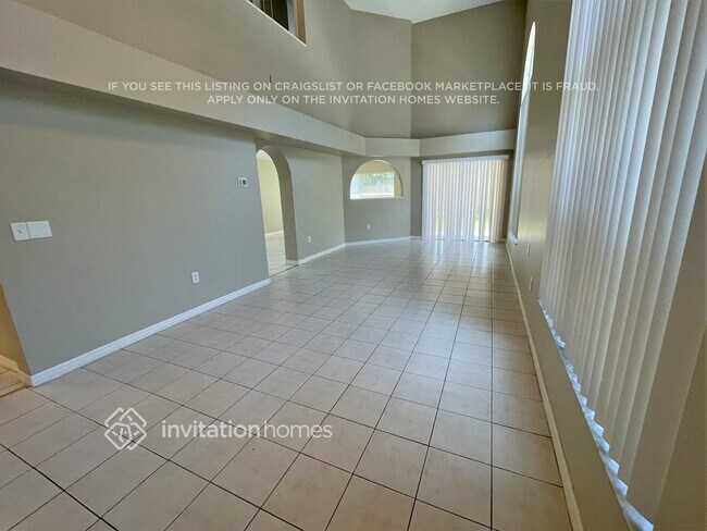Foto del edificio - 733 Burlwood St
