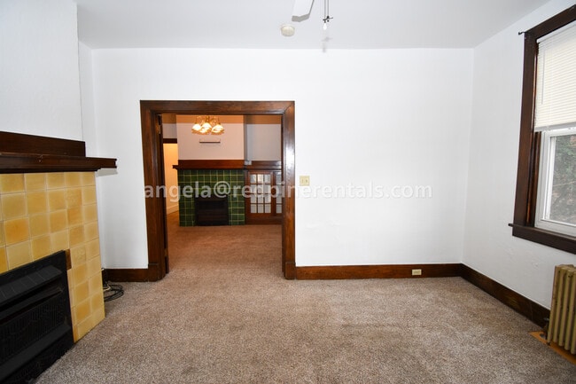 Building Photo - 1832 Crafton Blvd