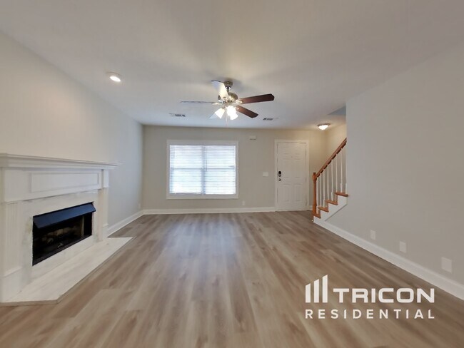 Building Photo - 1664 Bridgecrest Drive Antioch TN